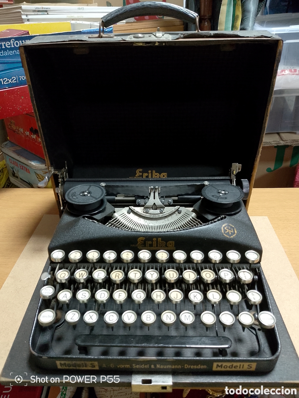 Antig&uuml;edades: M&aacute;quina de escribir marca erika - Foto 1