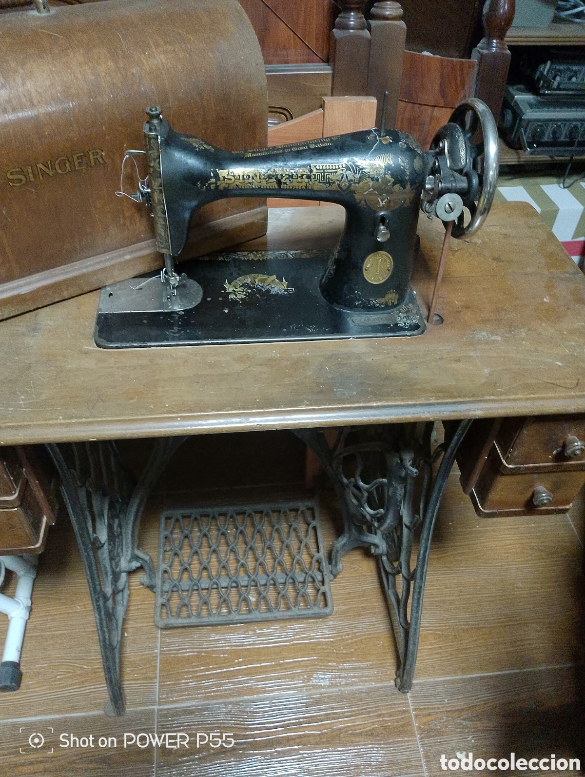 Antig&uuml;edades: M&aacute;quina de coser singer - Foto 3