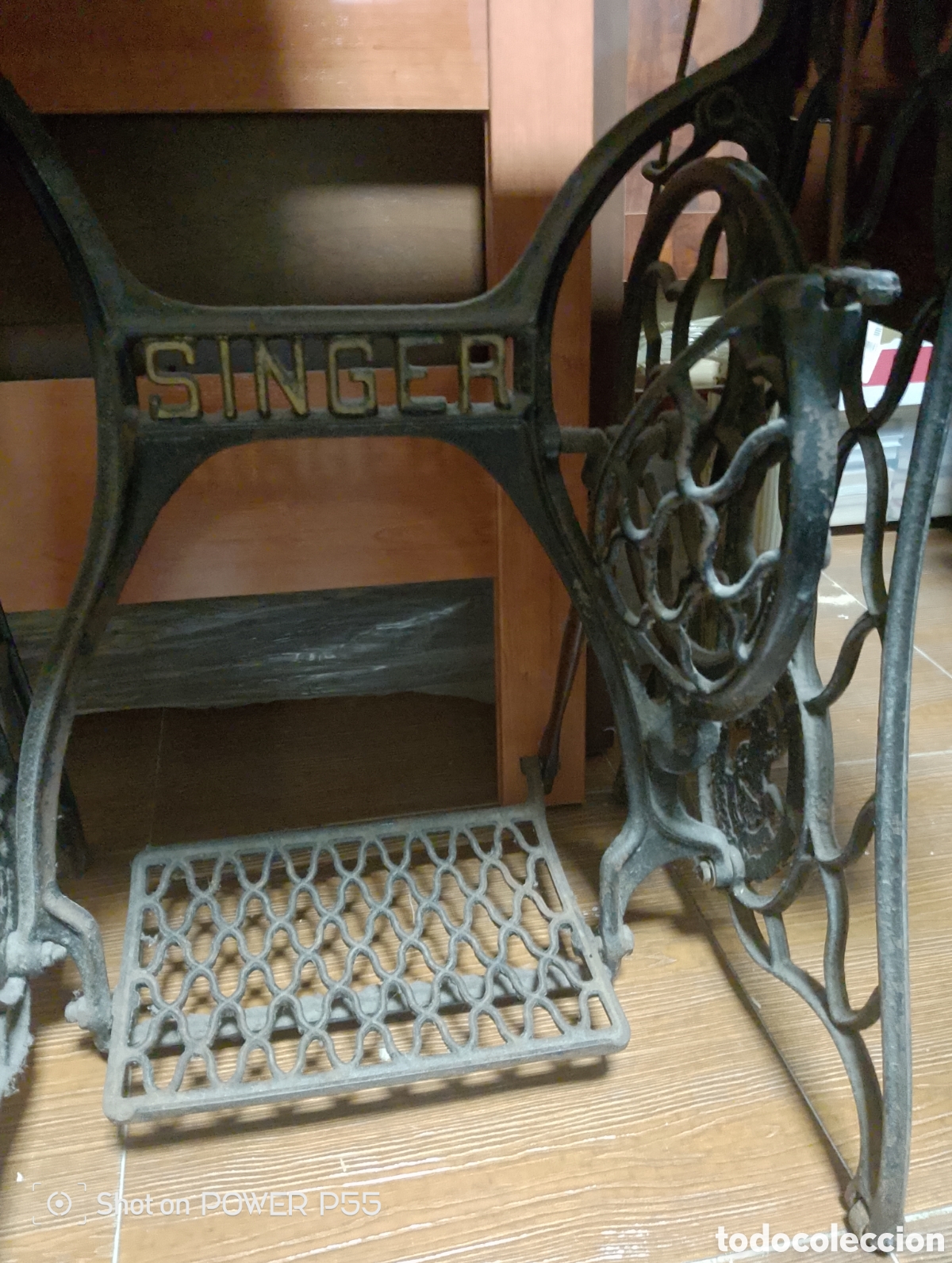 Antig&uuml;edades: M&aacute;quina de coser singer - Foto 4