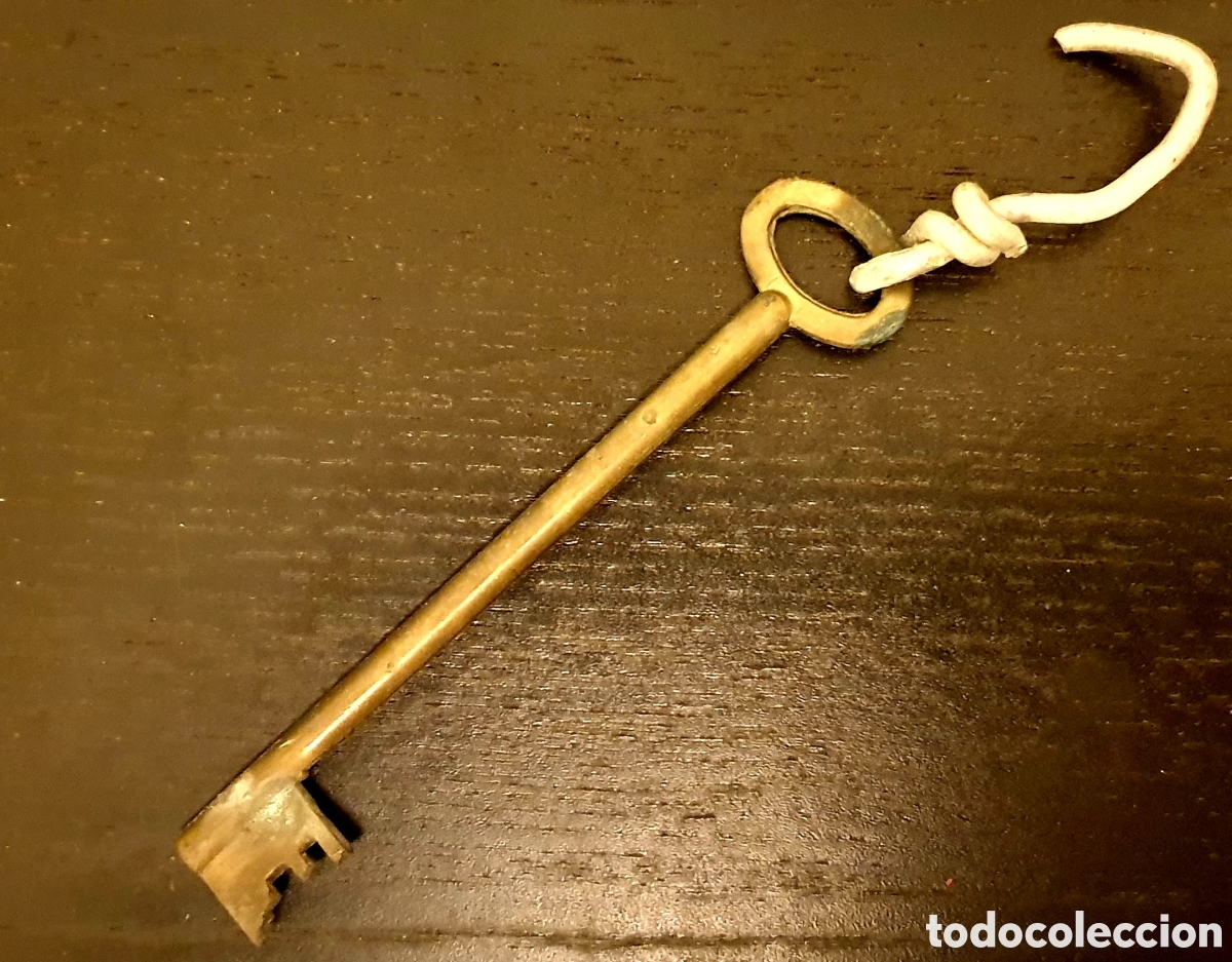 Antig&uuml;edades: Llave antigua tipo maestra - Foto 1