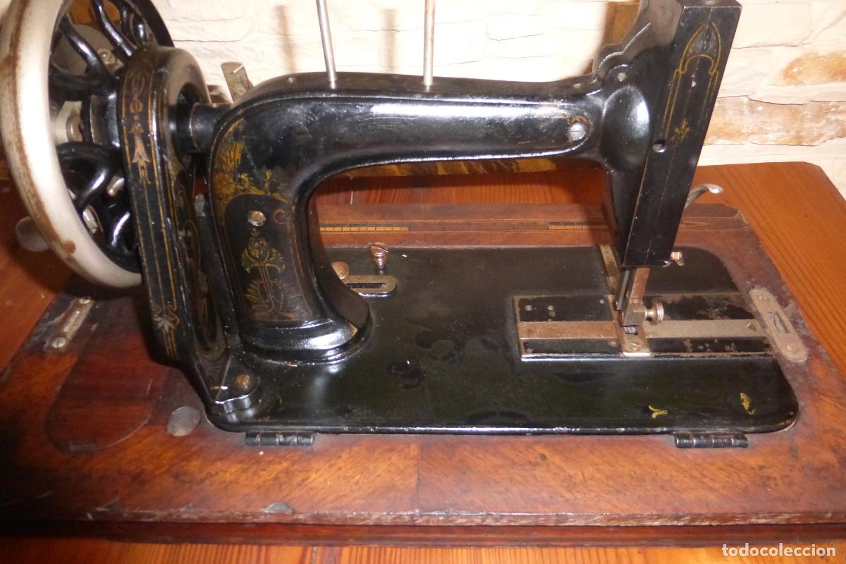 Antig&uuml;edades: ANTIGUA MAQUINA DE COSER DE FINALES DE 1800 - Foto 7