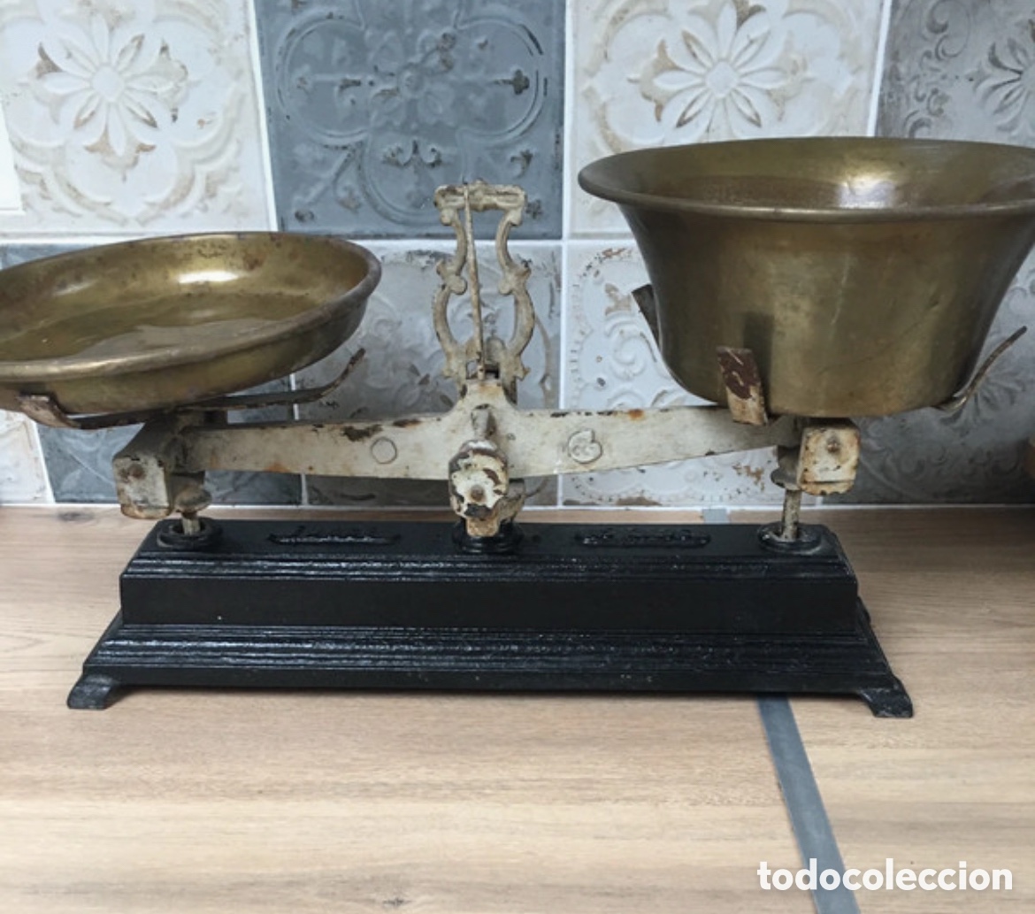 Antig&uuml;edades: Antigua balanza francesa de platillos - Foto 2