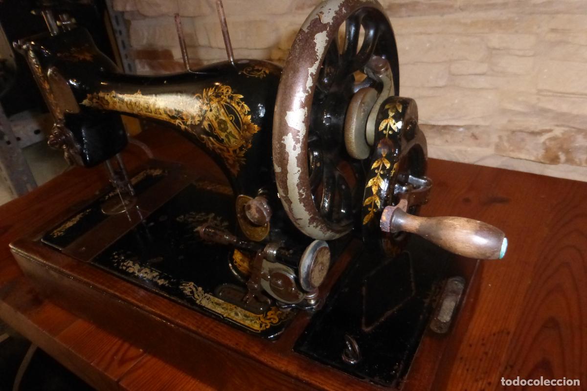 Antig&uuml;edades: ANTIGUA MAQUINA DE COSER SINGER - Foto 3