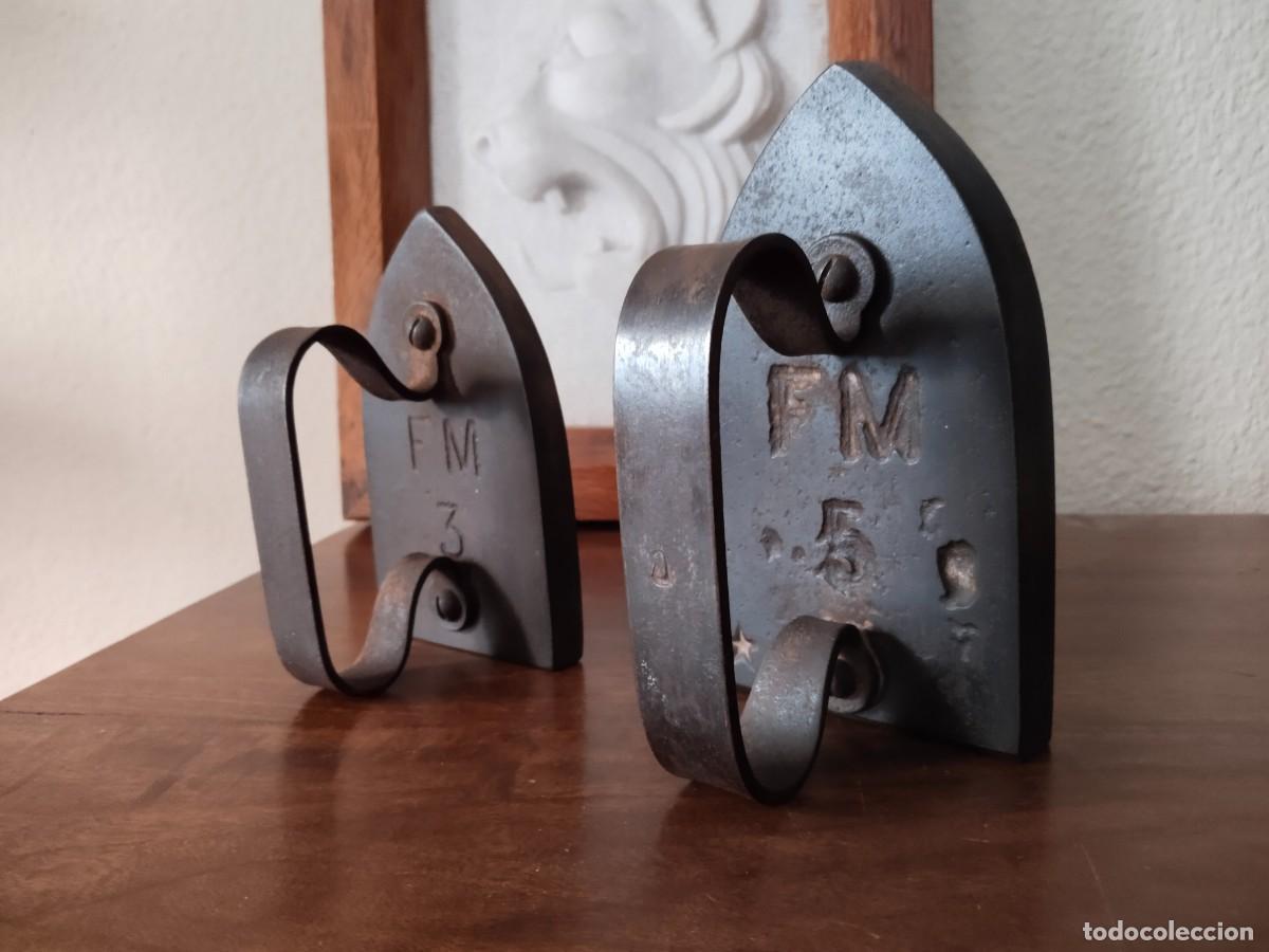 Antig&uuml;edades: Pareja de Planchas FM. N&uacute;meros 3 y 5. Ver. - Foto 1