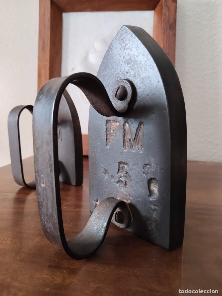 Antig&uuml;edades: Pareja de Planchas FM. N&uacute;meros 3 y 5. Ver. - Foto 2
