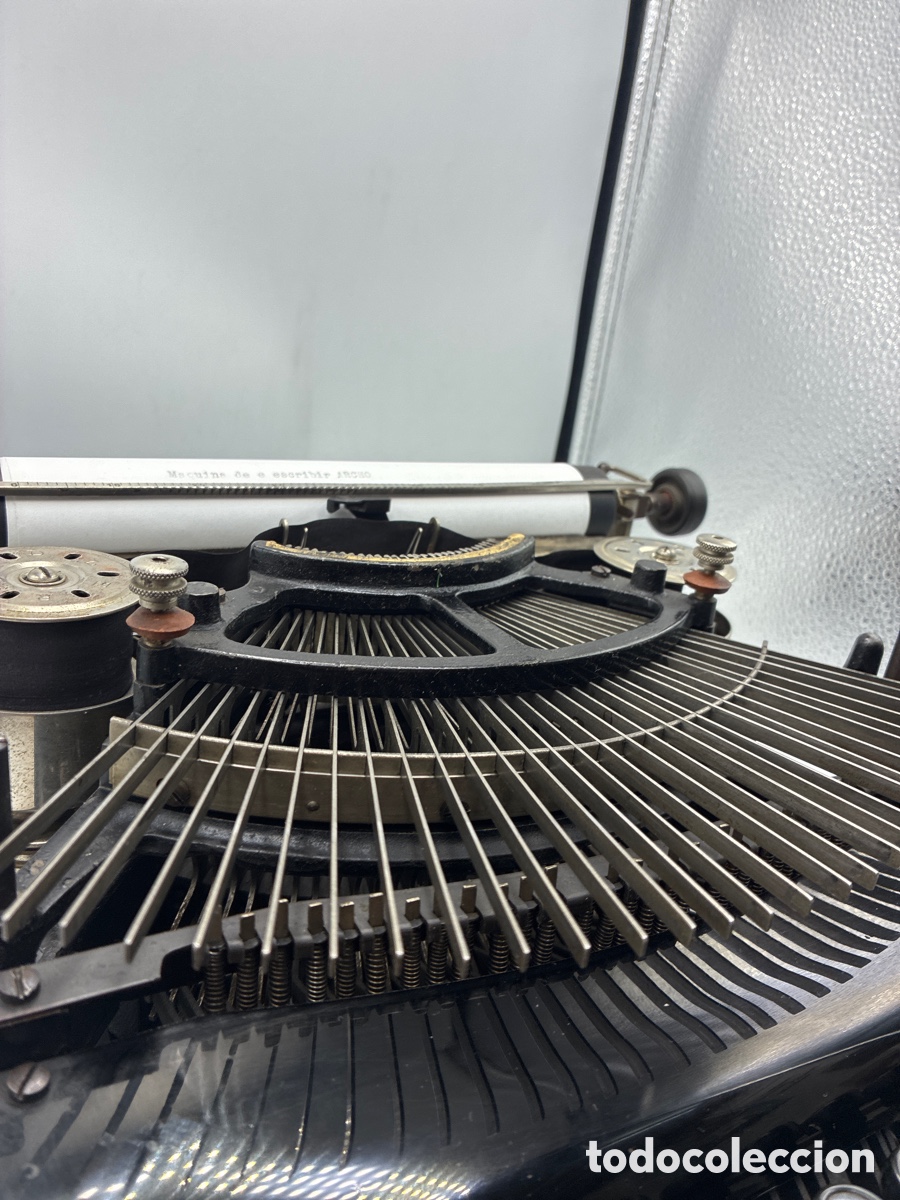 Antig&uuml;edades: M&aacute;quina de escribir ARCHO. - Foto 3