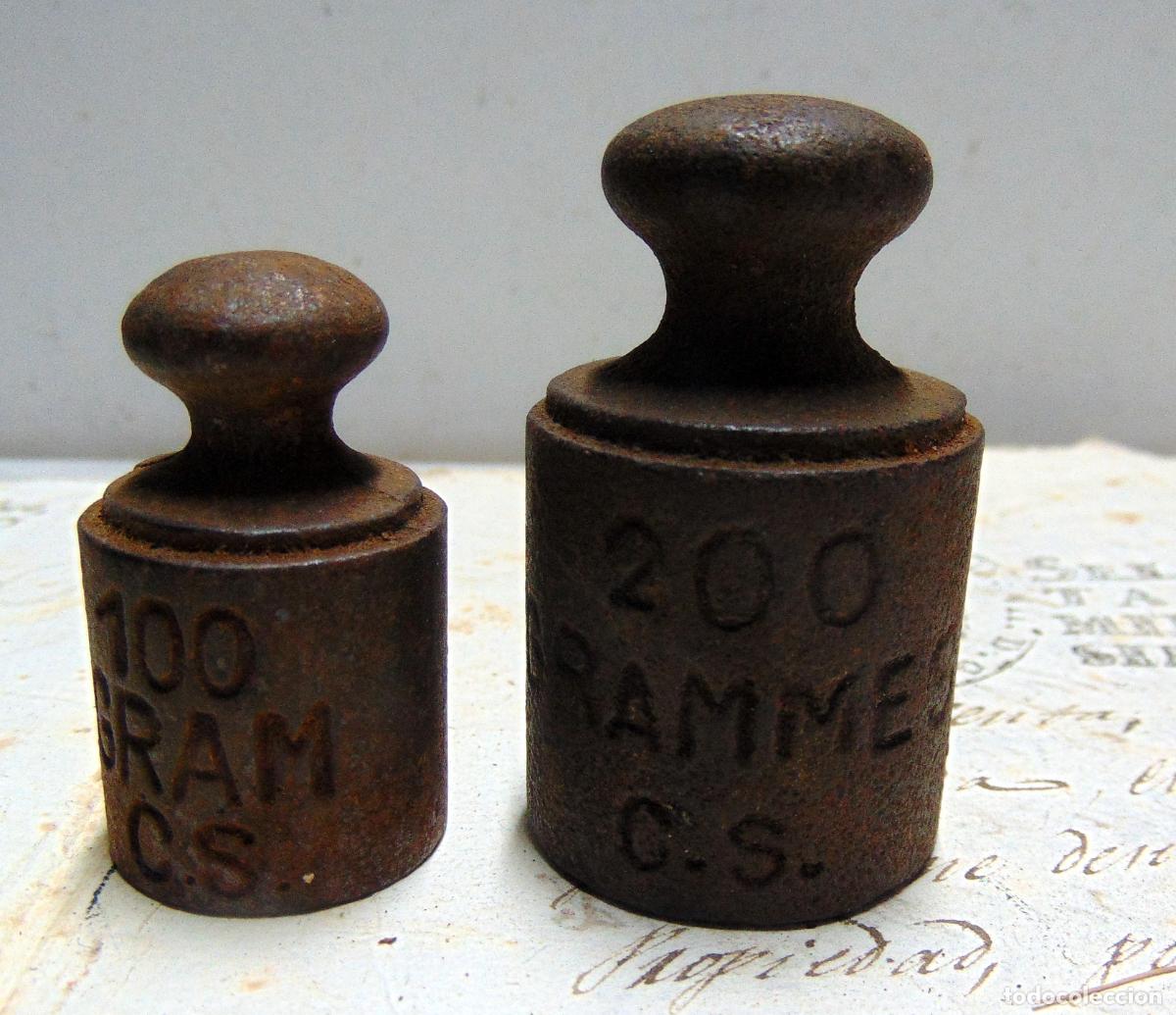 Antig&uuml;edades: LOTE DE PESAS 100 Y 200 GRAMOS HIERRO - Foto 2