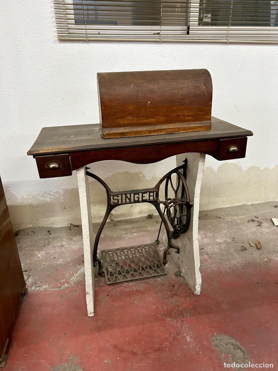 Antig&uuml;edades: M&aacute;quina de coser Singer finales XIX - Foto 1