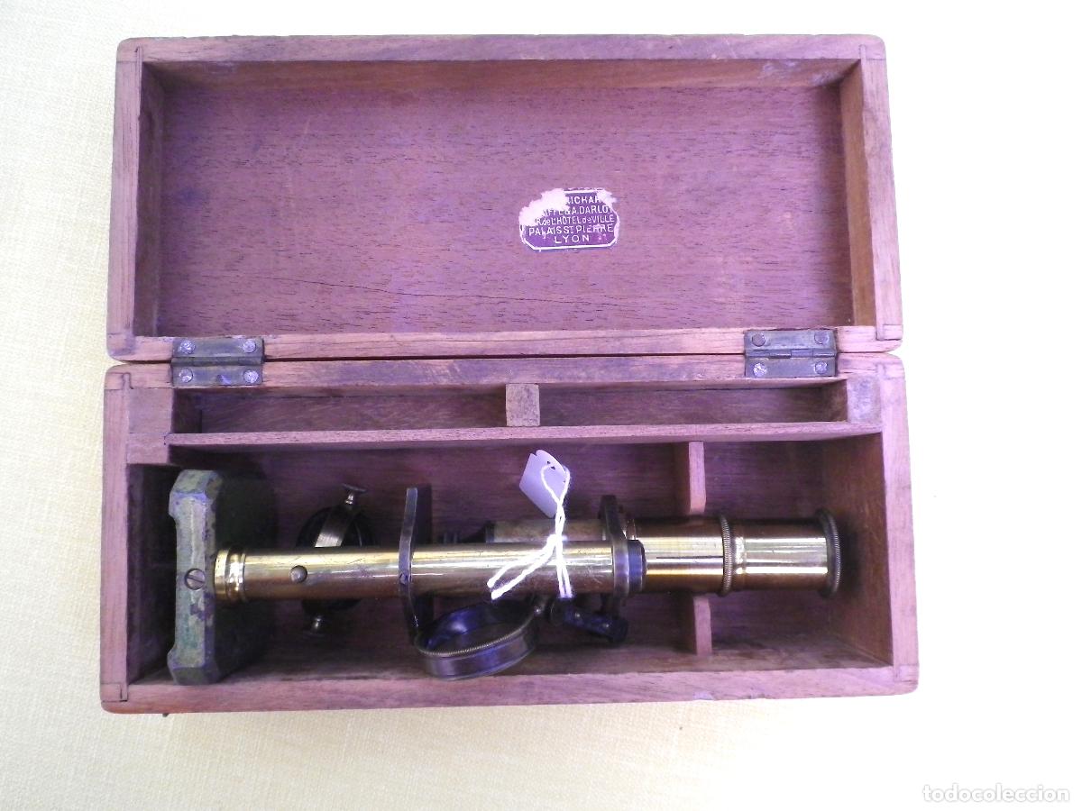 Antig&uuml;edades: Antiguo microscopio de lat&oacute;n. - Foto 5