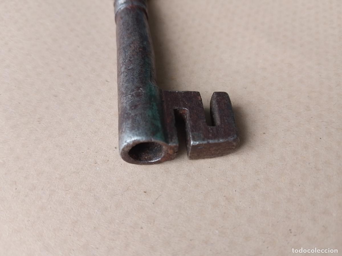 Antig&uuml;edades: Llave forja de Arca - S- XVIII - Foto 5