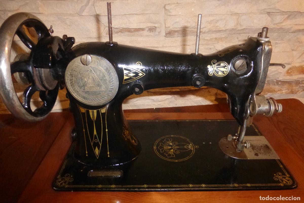 Antig&uuml;edades: ANTIGUA MAQUINA DE COSER D&Uuml;RKOPP - Foto 2