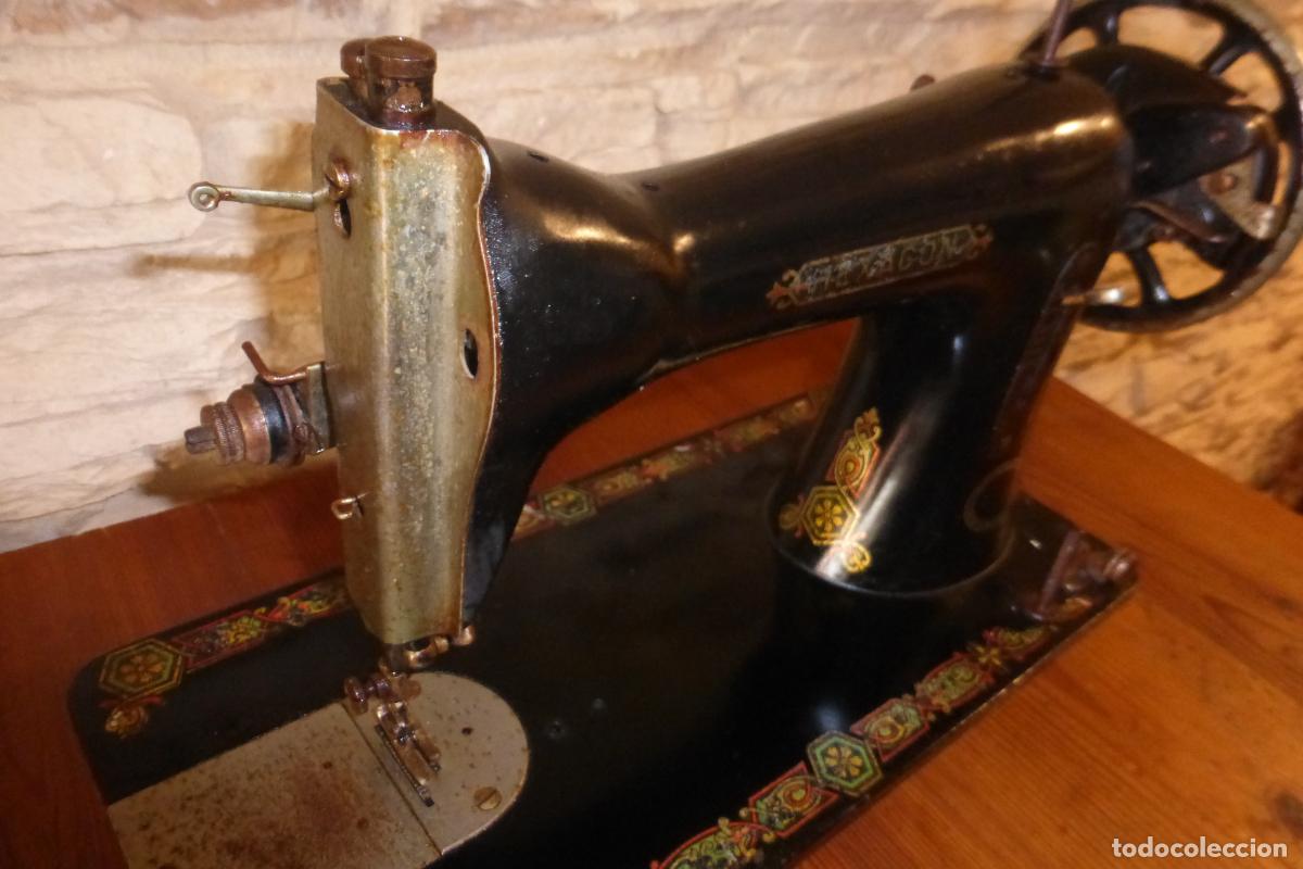 Antig&uuml;edades: ANGIGUA MAQUINA DE COSER HEXAGON - Foto 3