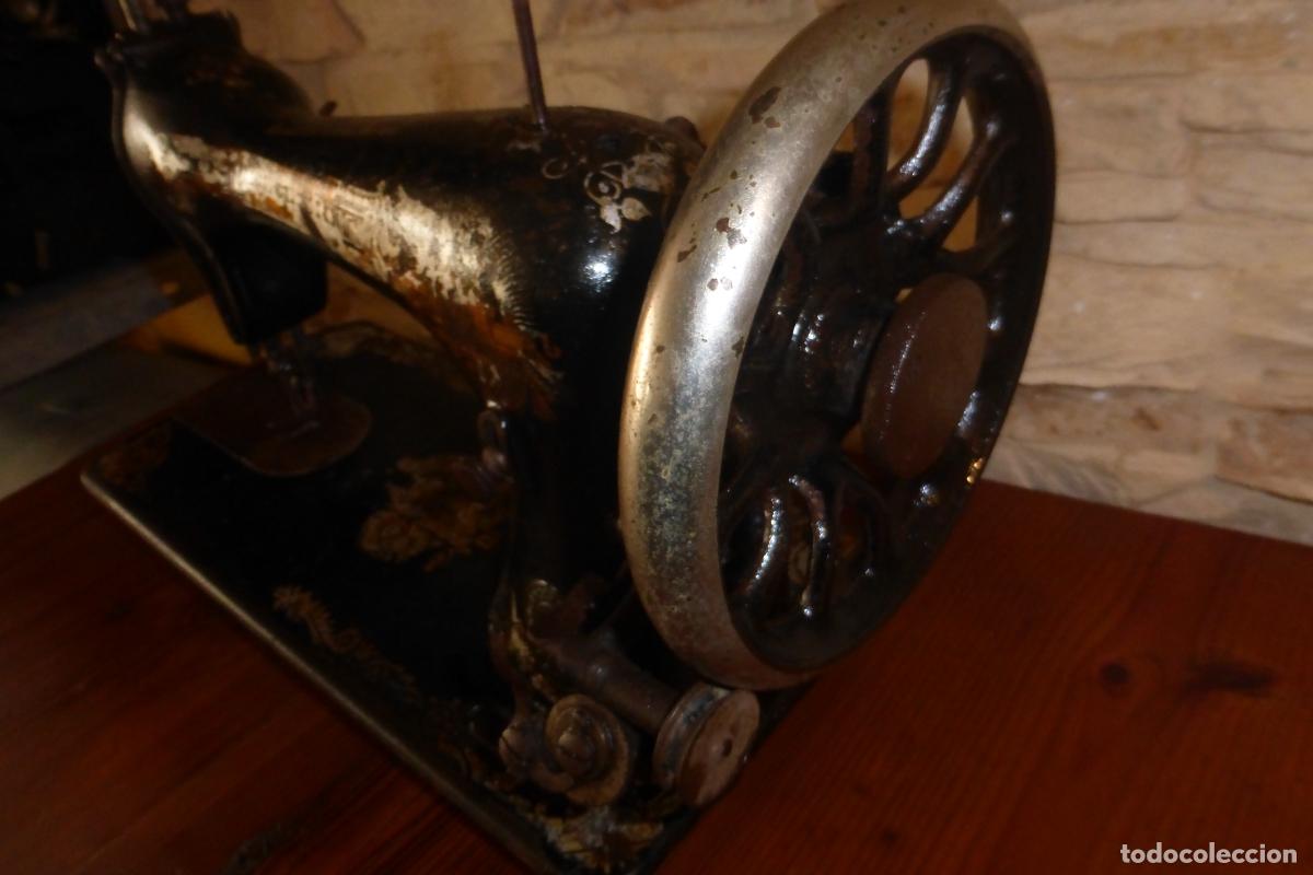Antig&uuml;edades: ANTIGUA MAQUINA DE COSER SINGER - Foto 3