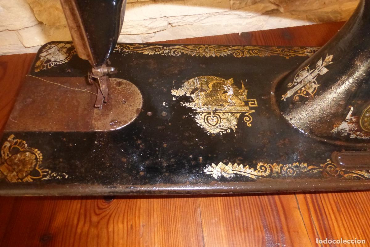 Antig&uuml;edades: ANTIGUA MAQUINA DE COSER SINGER - Foto 7