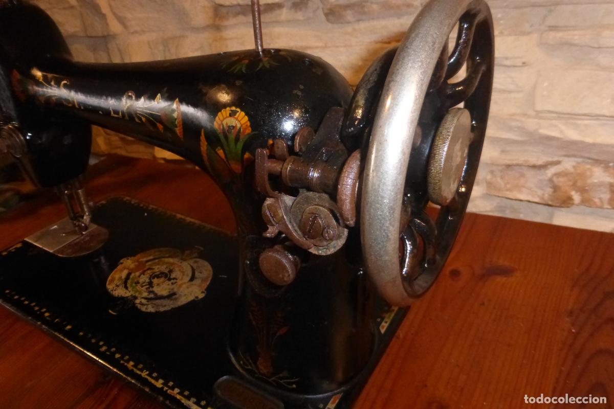 Antig&uuml;edades: ANTIGUA MAQUINA DE COSER SINGER - Foto 3