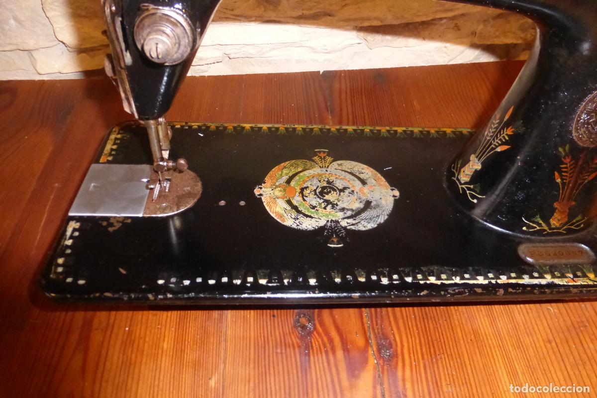 Antig&uuml;edades: ANTIGUA MAQUINA DE COSER SINGER - Foto 5