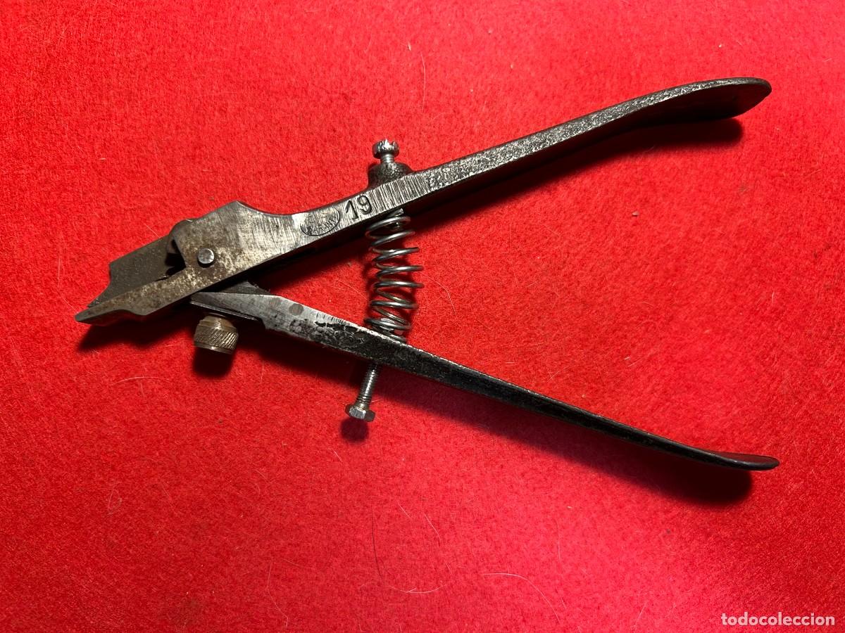 Antig&uuml;edades: Alicates triscador trabasierras - Foto 2