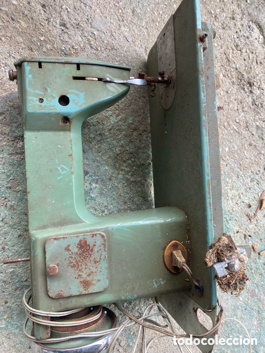 Antig&uuml;edades: Maquina de coser alfa - Foto 2