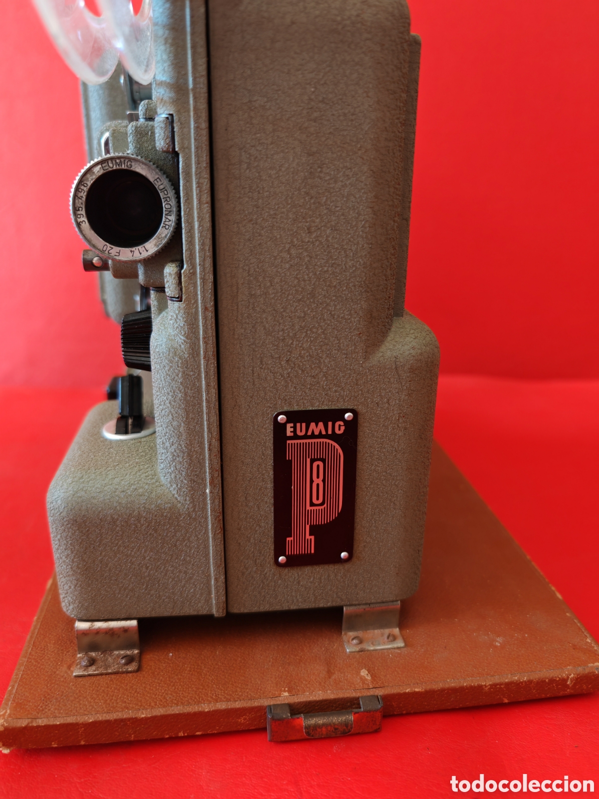 Antig&uuml;edades: Antiguo proyector EUMIG P8 - Foto 2