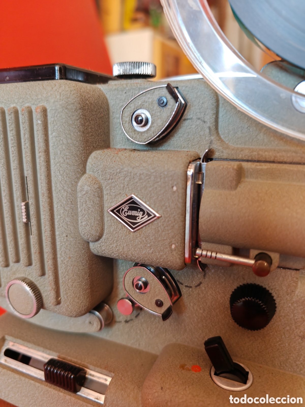 Antig&uuml;edades: Antiguo proyector EUMIG P8 - Foto 3