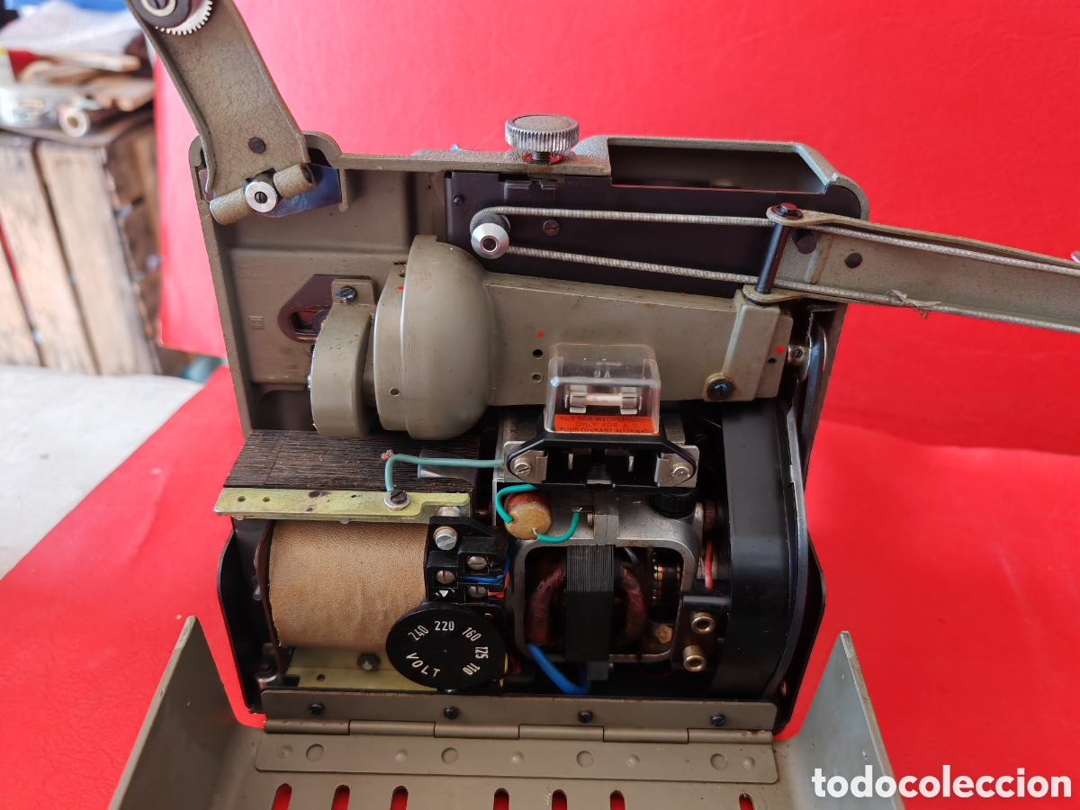Antig&uuml;edades: Antiguo proyector EUMIG P8 - Foto 12