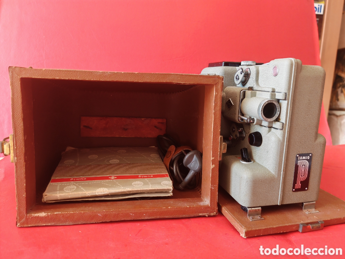 Antig&uuml;edades: Antiguo proyector EUMIG P8 - Foto 17