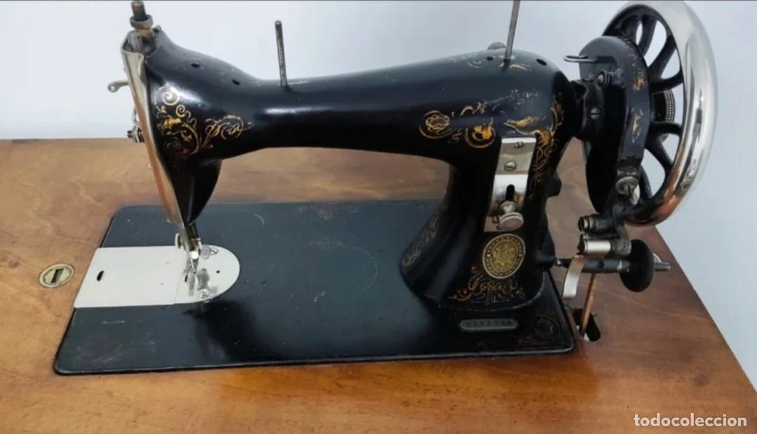 Antig&uuml;edades: Maquina de coser Singer - Foto 3