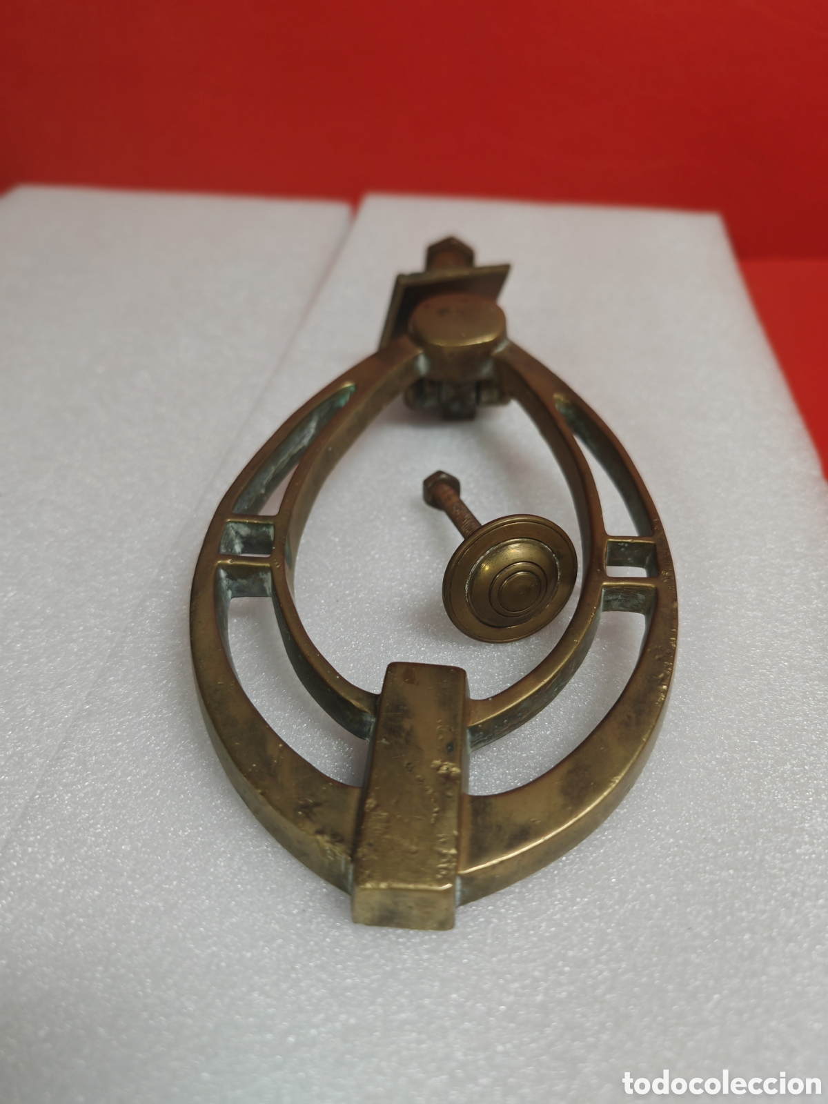 Antig&uuml;edades: Llamador de puerta en bronce, modernista - Foto 8
