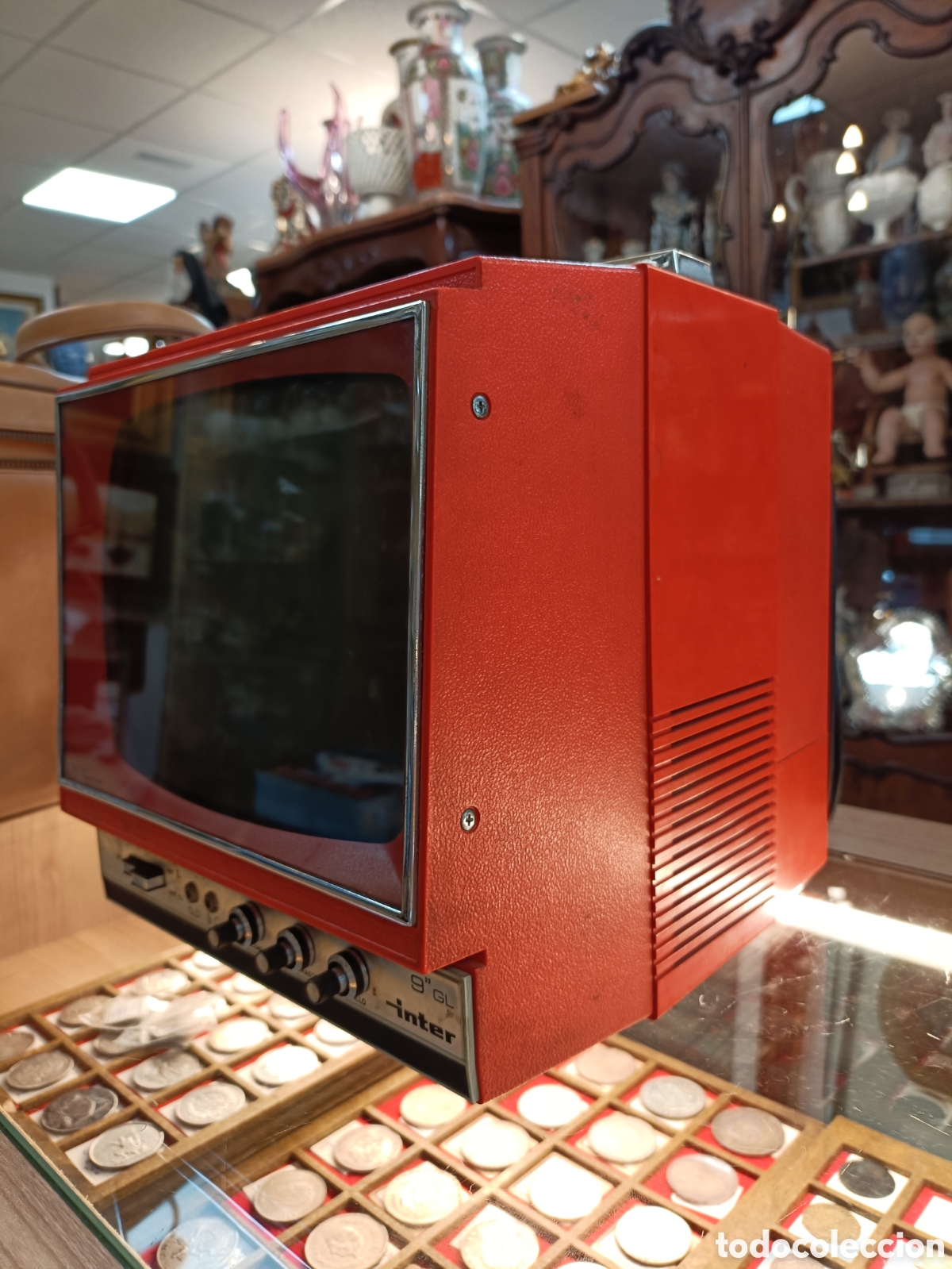 Antig&uuml;edades: Antigua televisi&oacute;n de viaje con fundar inter - Foto 9