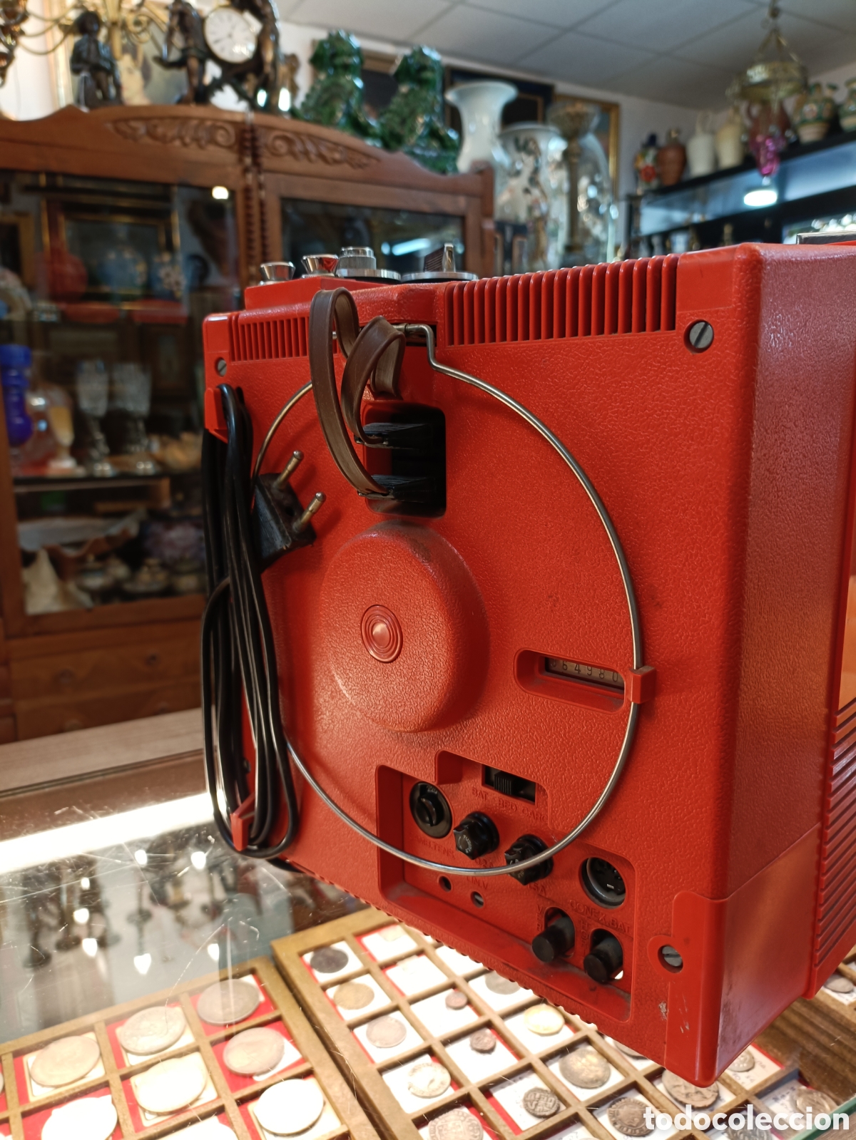 Antig&uuml;edades: Antigua televisi&oacute;n de viaje con fundar inter - Foto 11