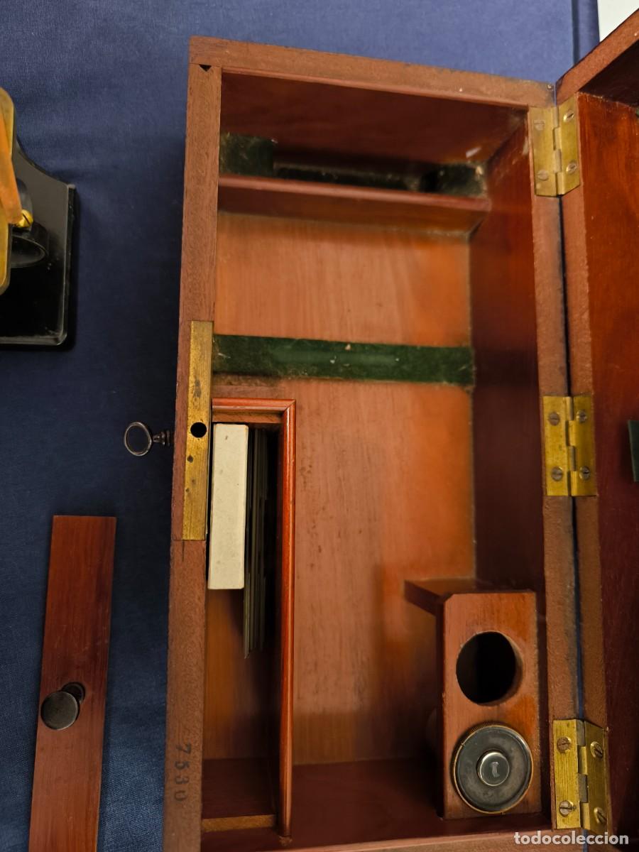 Antig&uuml;edades: MICROSCOPIO MONOCULAR ANTIGUO EN SU CAJA ORIGINAL - Foto 6