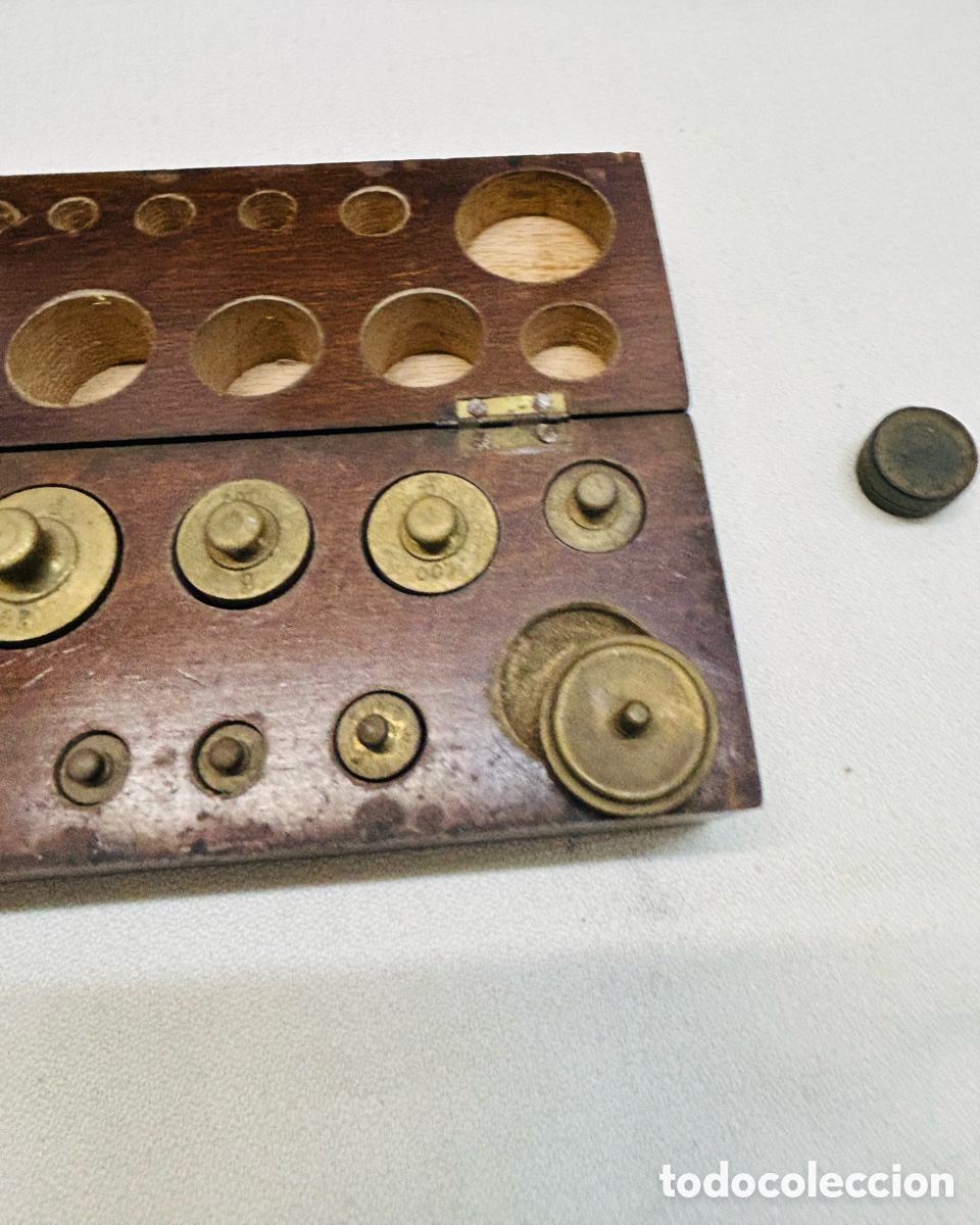 Antig&uuml;edades: Antiguo juego de 13 pesas - Foto 3