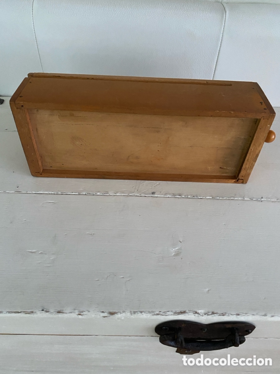 Antig&uuml;edades: Caj&oacute;n de madera, de m&aacute;quina de coser - Foto 2
