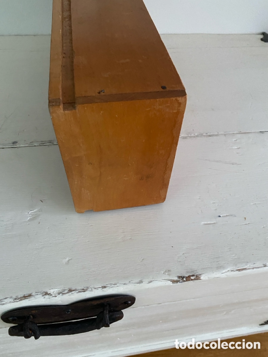 Antig&uuml;edades: Caj&oacute;n de madera, de m&aacute;quina de coser - Foto 3