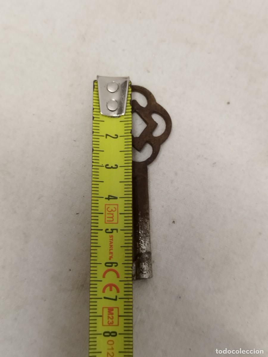 Antig&uuml;edades: Antigua peque&ntilde;a llave marcada. A identificar. - Foto 5