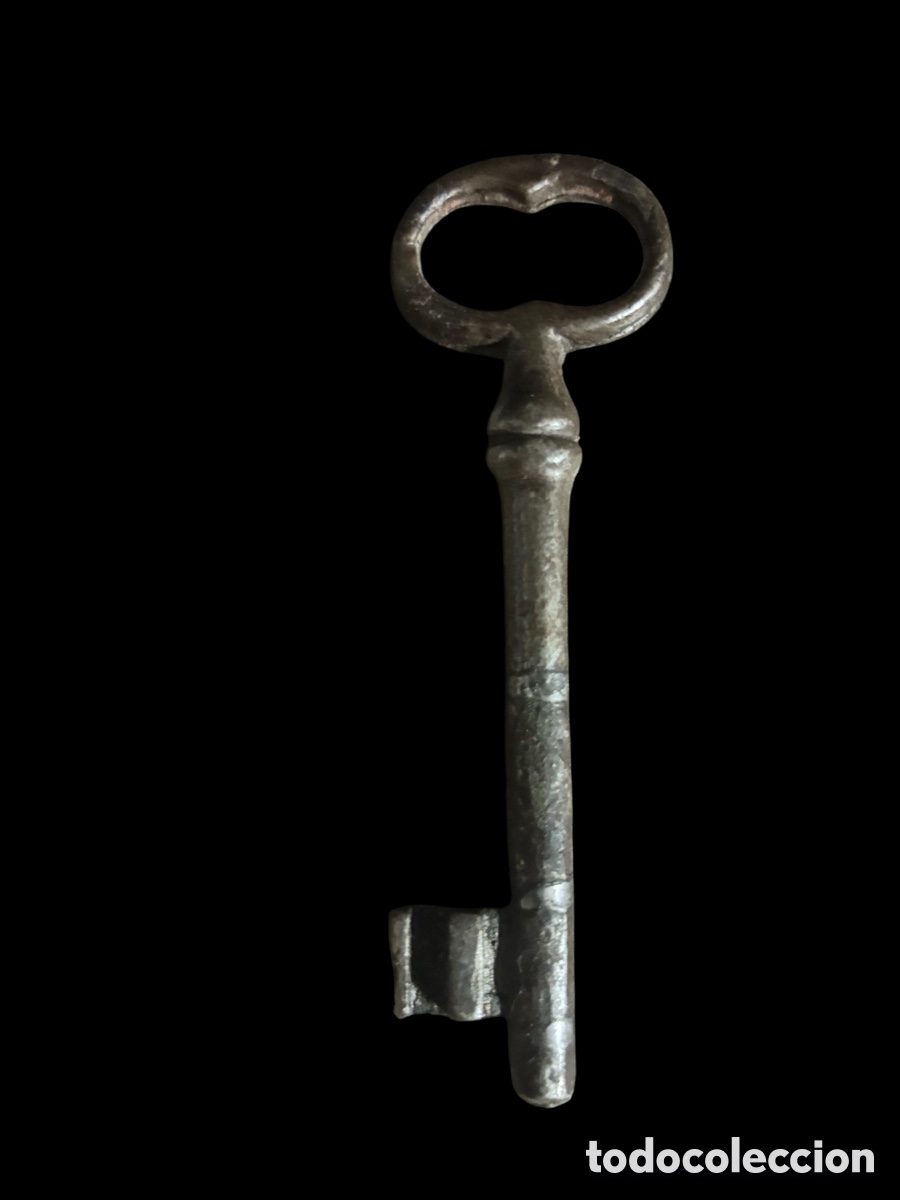 Antig&uuml;edades: Llave de forja antigua. - Foto 3