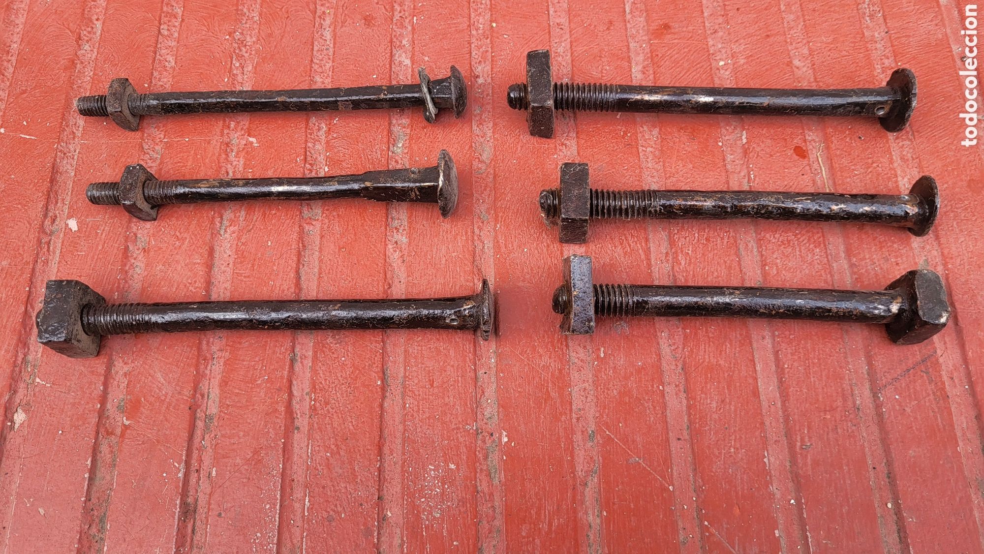 Antig&uuml;edades: Lote tornillos antiguos - Foto 1