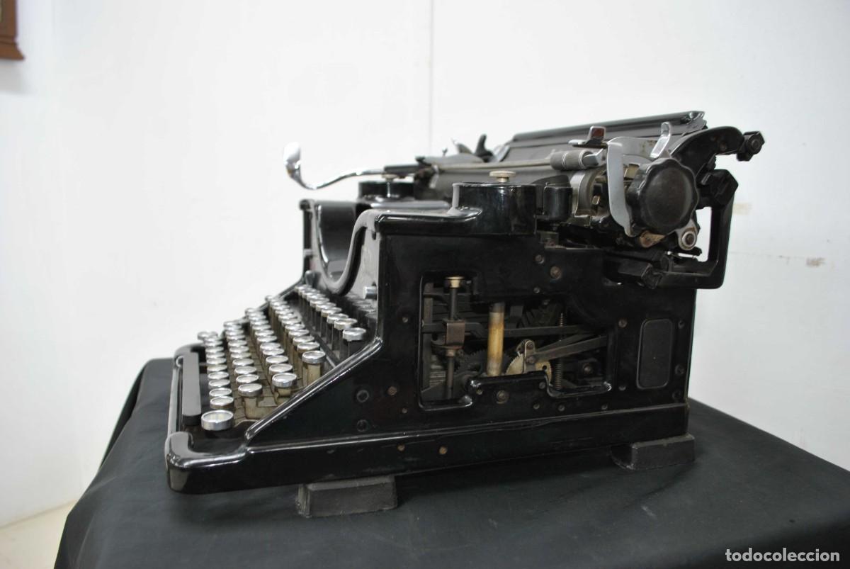 Antig&uuml;edades: M&Aacute;QUINA DE ESCRIBIR HISPANO OLIVETTI - Foto 6