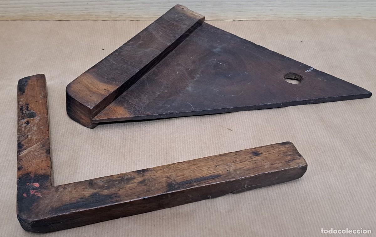 Antig&uuml;edades: Pareja de antiguas escuadras de madera, carpinter&iacute;a - Foto 6