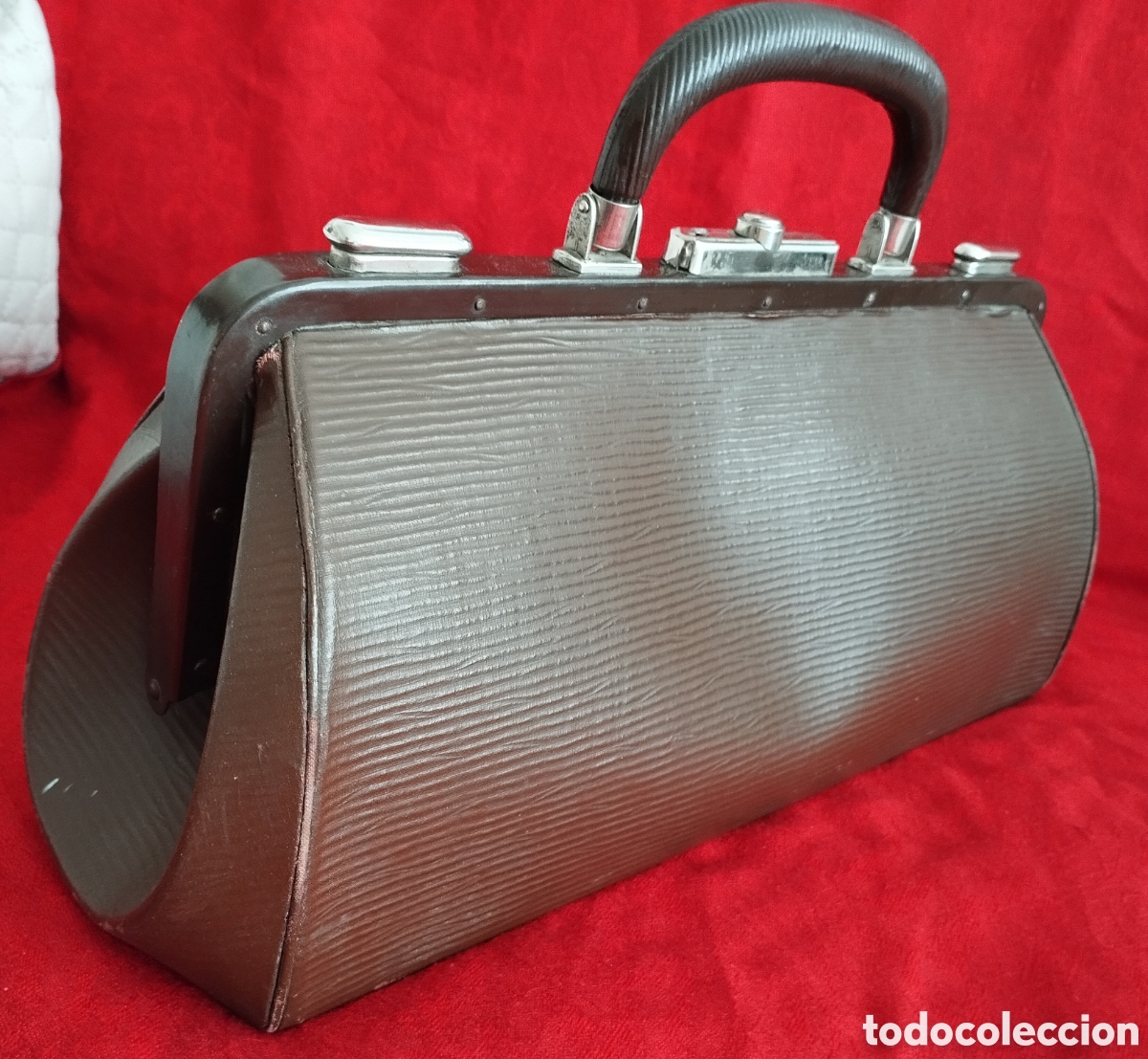 Antig&uuml;edades: Antiguo Malet&iacute;n y Material M&eacute;dico. - Foto 9