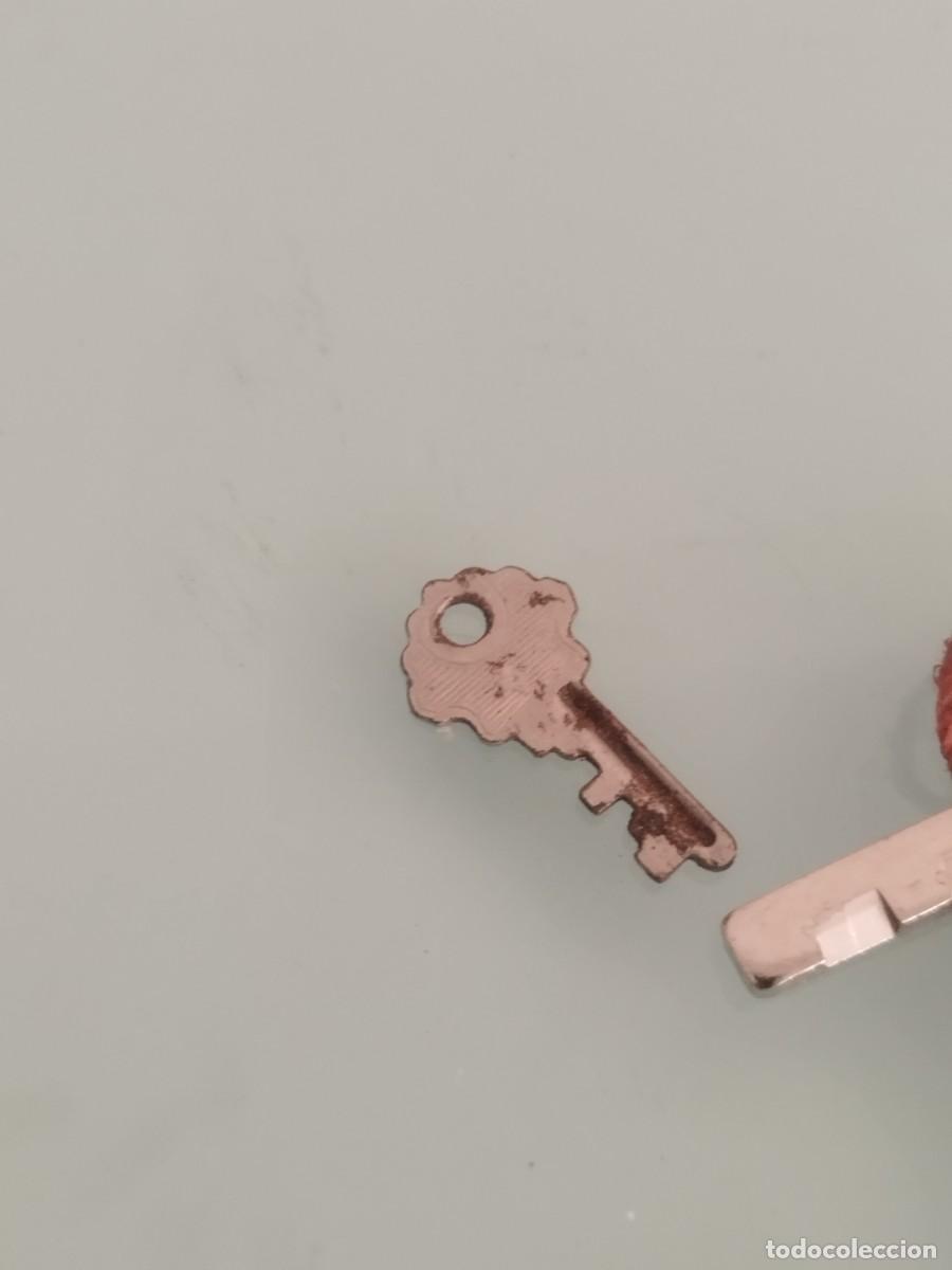 Antig&uuml;edades: Lote de 7 llaves a identificar. De seguridad. - Foto 5