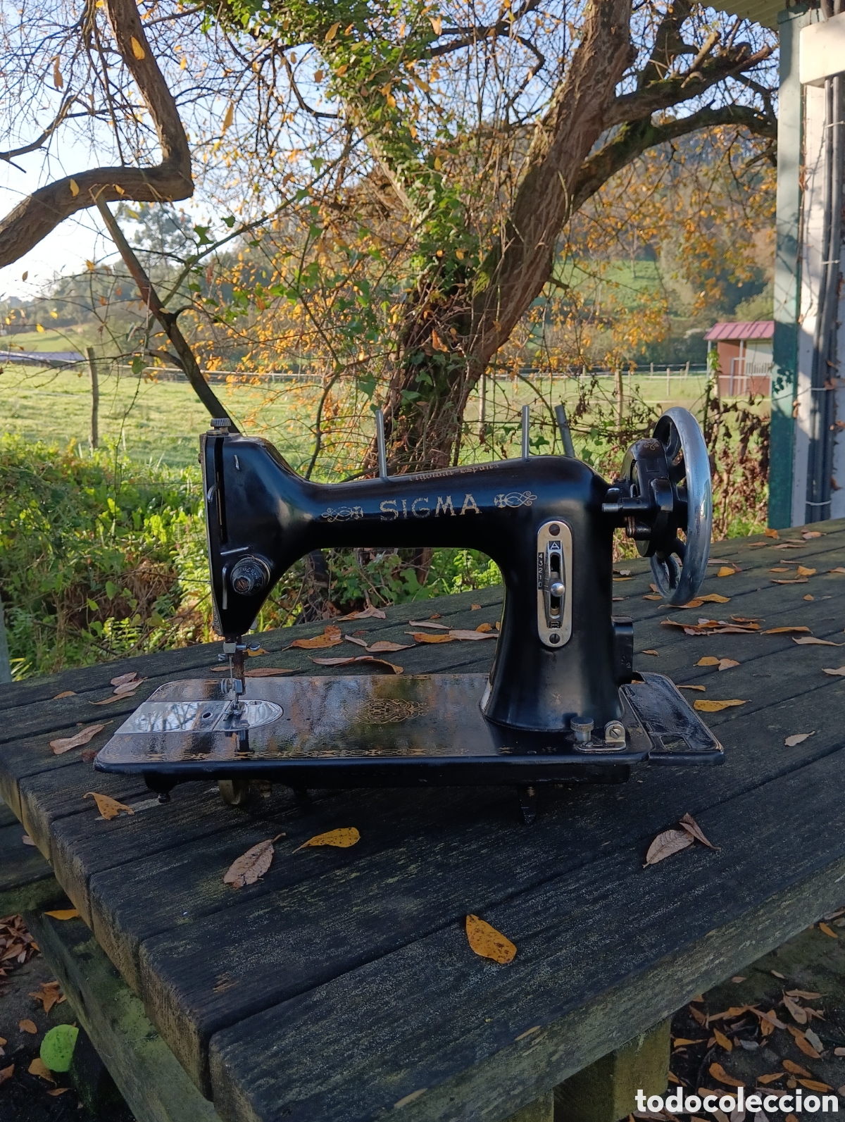 Antig&uuml;edades: SIGMA MODELO A M&Aacute;QUINA DE COSER. - Foto 2