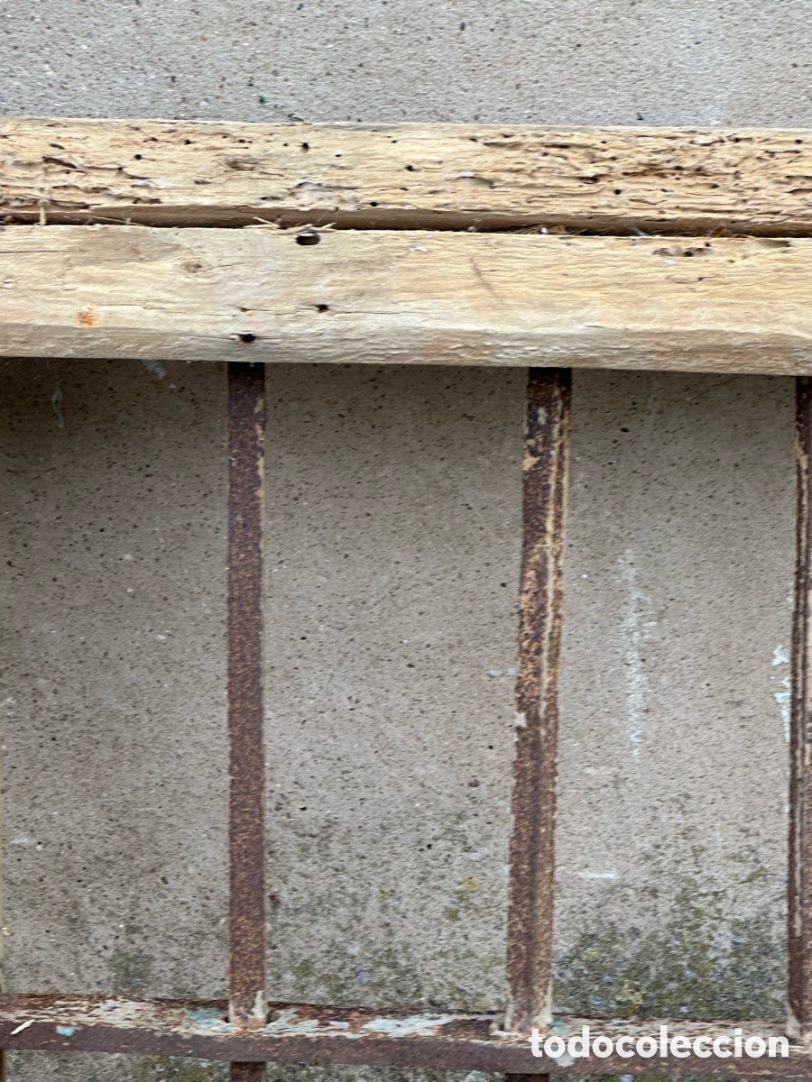 Antig&uuml;edades: Ventana con su reja de hierro forjado - Foto 3