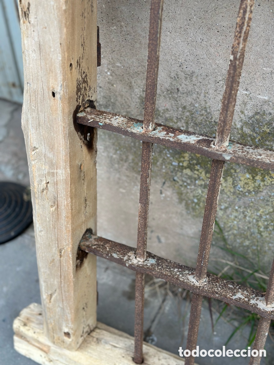 Antig&uuml;edades: Ventana con su reja de hierro forjado - Foto 8