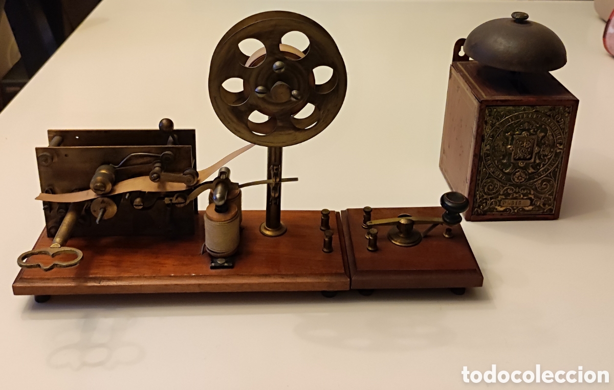 Antiquit&eacute;s: Antiguo tel&eacute;grafo morse. Hacia 1900
