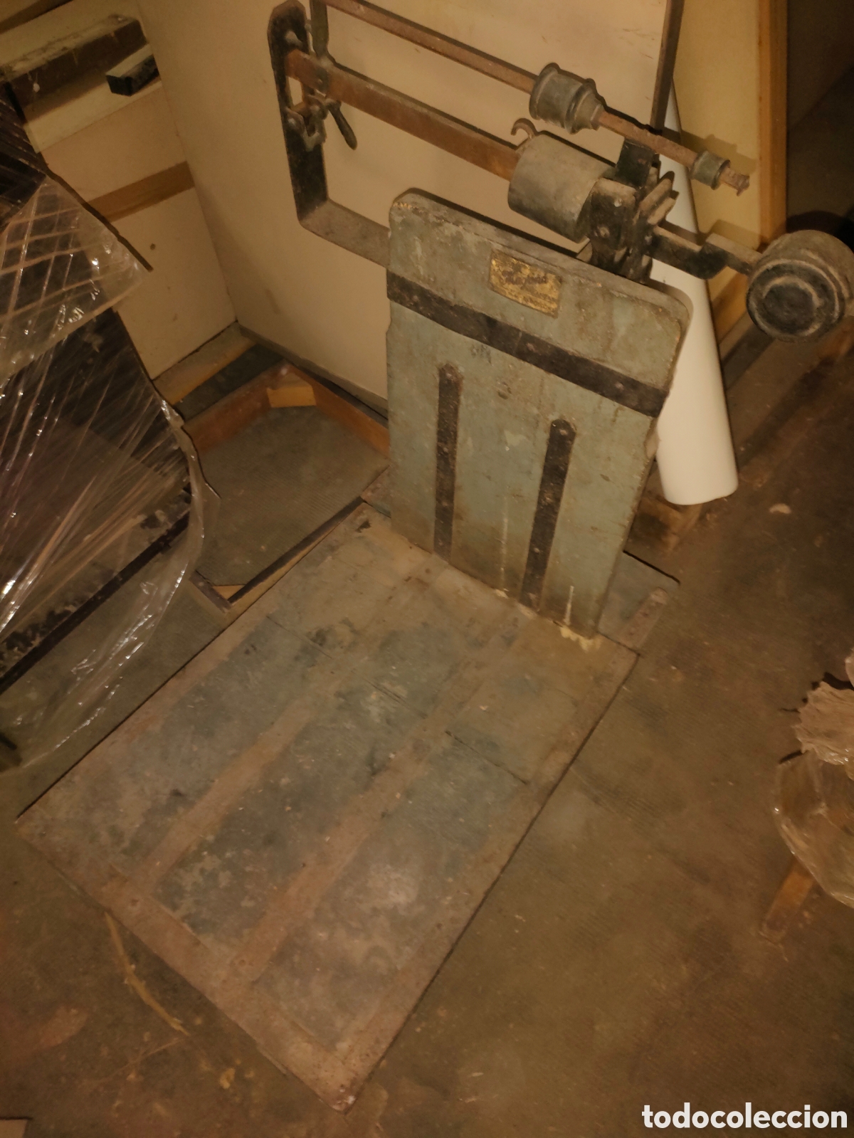 Antig&uuml;edades: Bascula de plataforma almacen - Foto 1