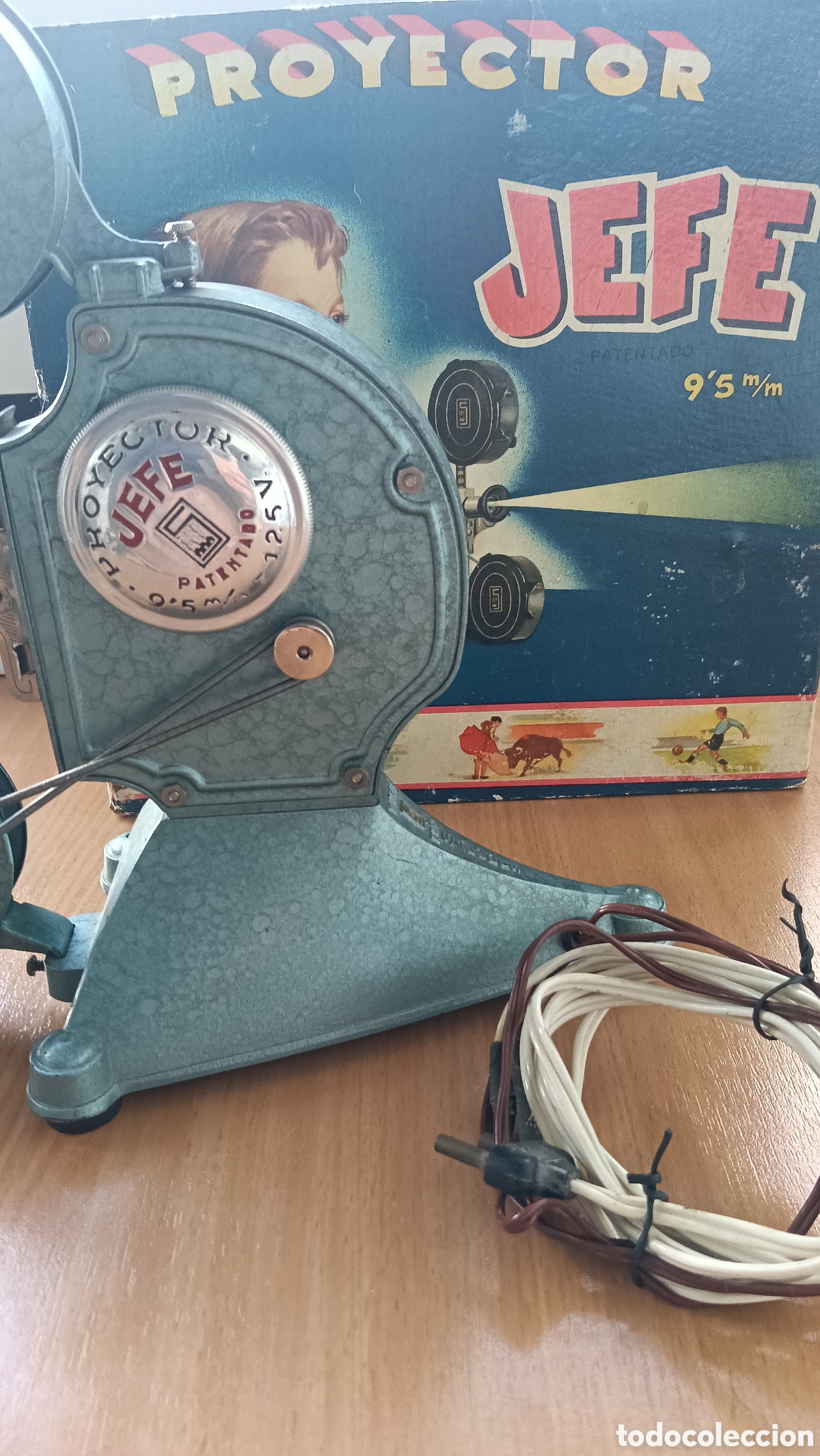 Antig&uuml;edades: Proyector JEFE con peliculas - Foto 3