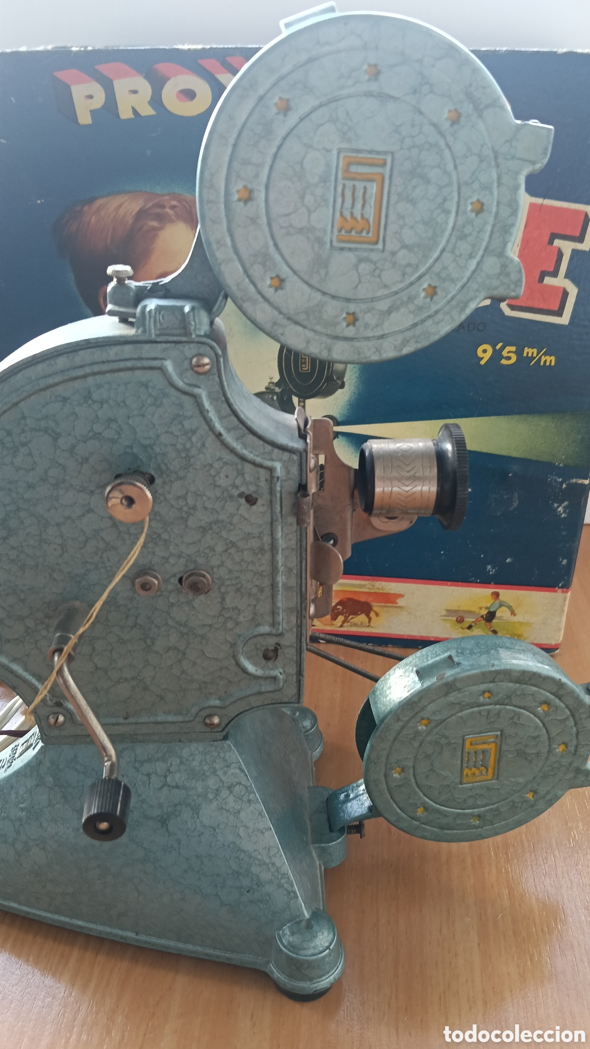 Antig&uuml;edades: Proyector JEFE con peliculas - Foto 6