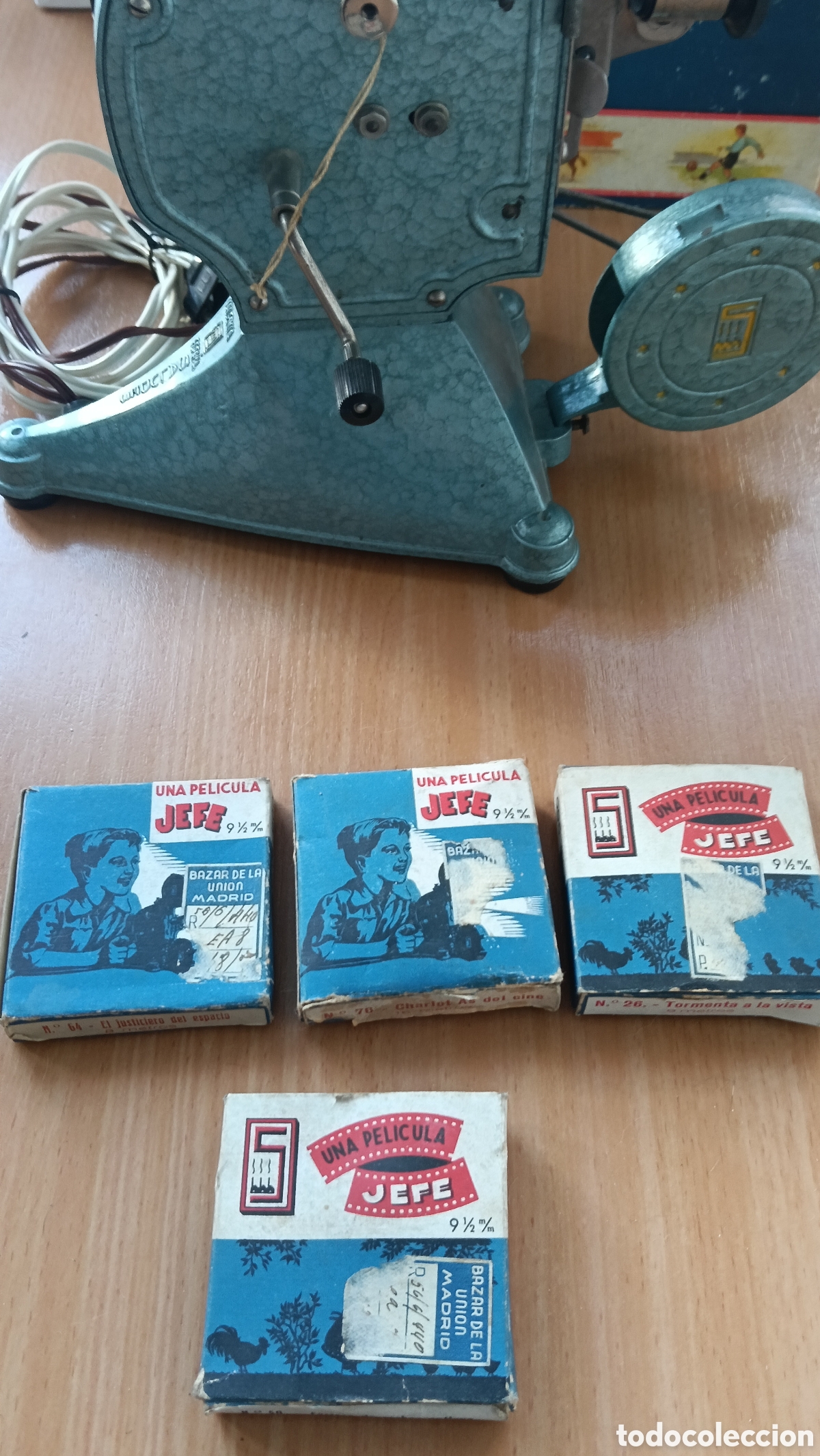 Antig&uuml;edades: Proyector JEFE con peliculas - Foto 7