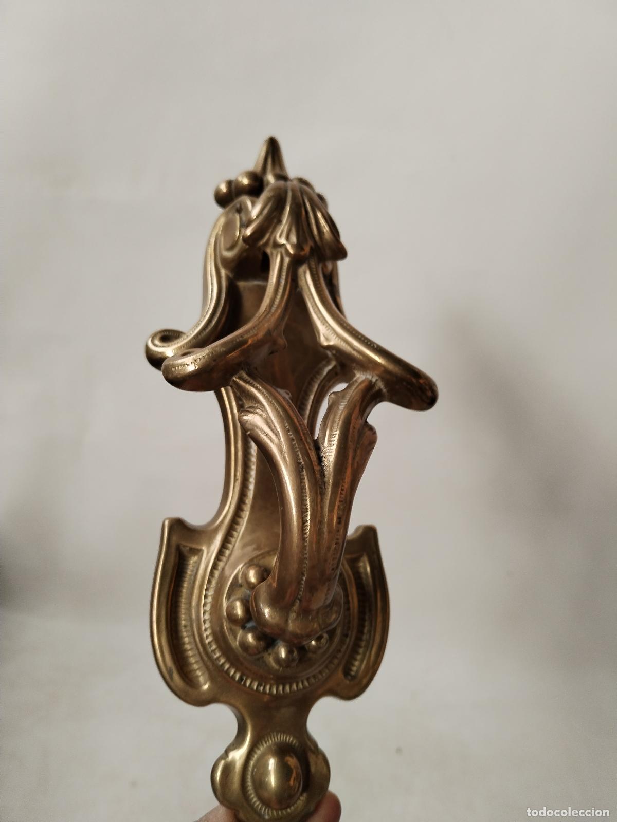 Antig&uuml;edades: llamador aldaba de bronce - Foto 1